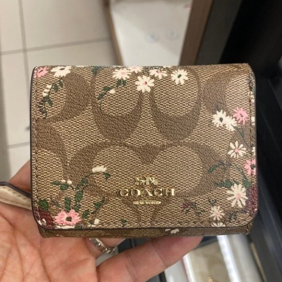 Coach Handbags - Trifold Wallet With Dandelion Floral